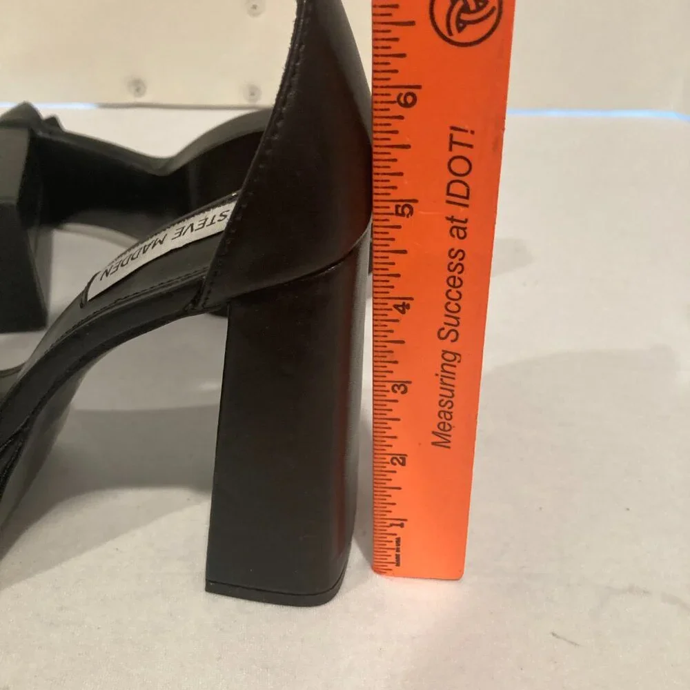 STEVE MADDEN WOMENS VERONIKA PLATFORM SANDAL SIZE 8.5 NEW